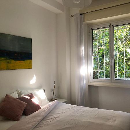 Lovely 2 Room Apartment With Small Garden Милан Экстерьер фото
